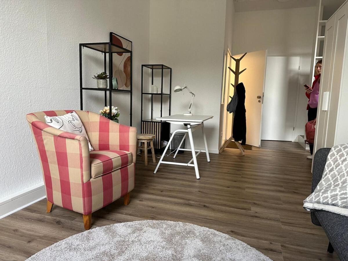 Nr 4 Apartment *